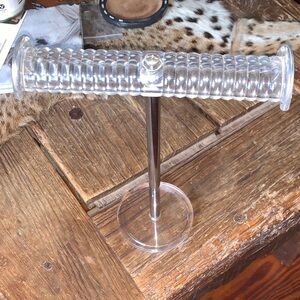Elegant Clear Plastic Bracelet/Necklace Stand